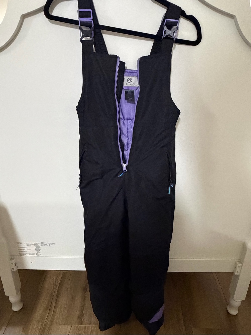 Women's Jacket Subcategory Identification